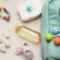 O que levar na bolsa do bebê? Checklist para passeios práticos e sem imprevistos